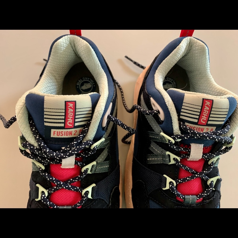 KARHU- Fusion 2.0 Unisex (size 6 women’s)Sneakers- Navy/red-Finland 1916 -EUC - Picture 8 of 9